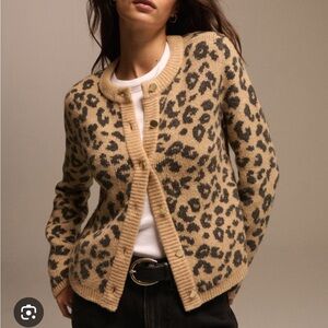 Abercrombie & Fitch Tan Leopard Print Button Cardigan